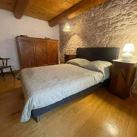 Holiday home Soleil Levant En Luberon *