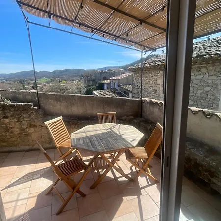 Holiday home Soleil Levant En Luberon *