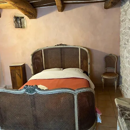 Soleil Levant En Luberon Cereste