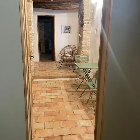 Soleil Levant En Luberon