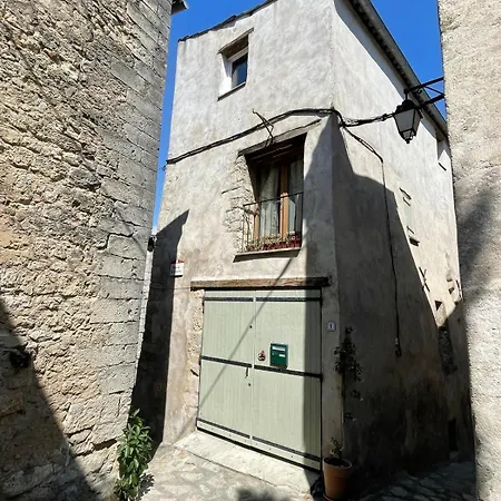 Holiday home Soleil Levant En Luberon